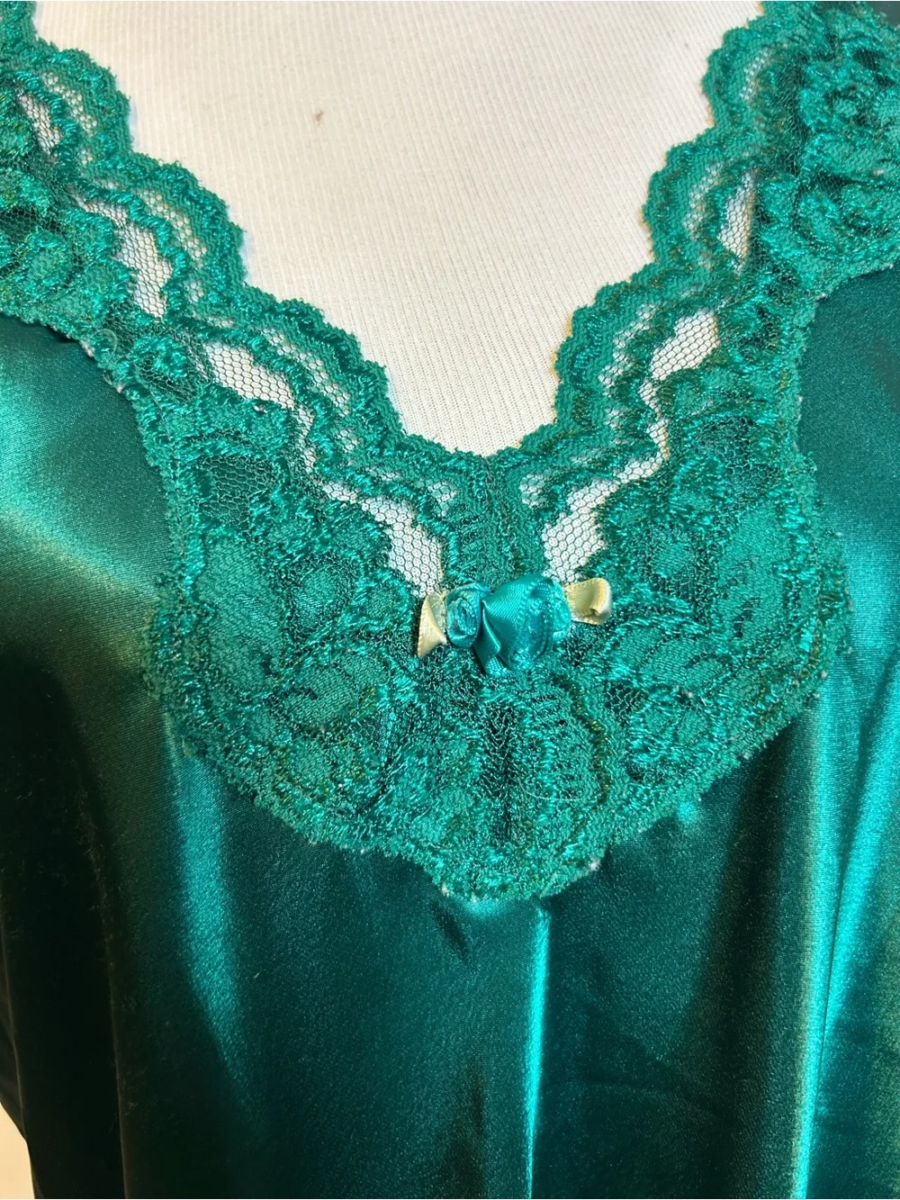 Vintage nightgown Satin Lace-Trim Sleep Chemise - Emerald Green